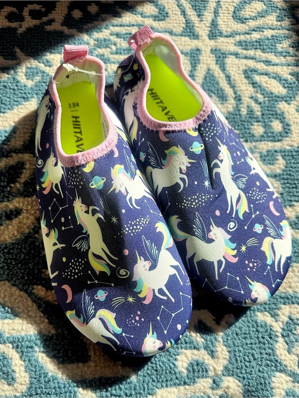 HIITAVE Girls Water Shoes Unicorn Print US 3.5M Brand New